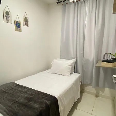 Premium In A Area With Parking Apartment
